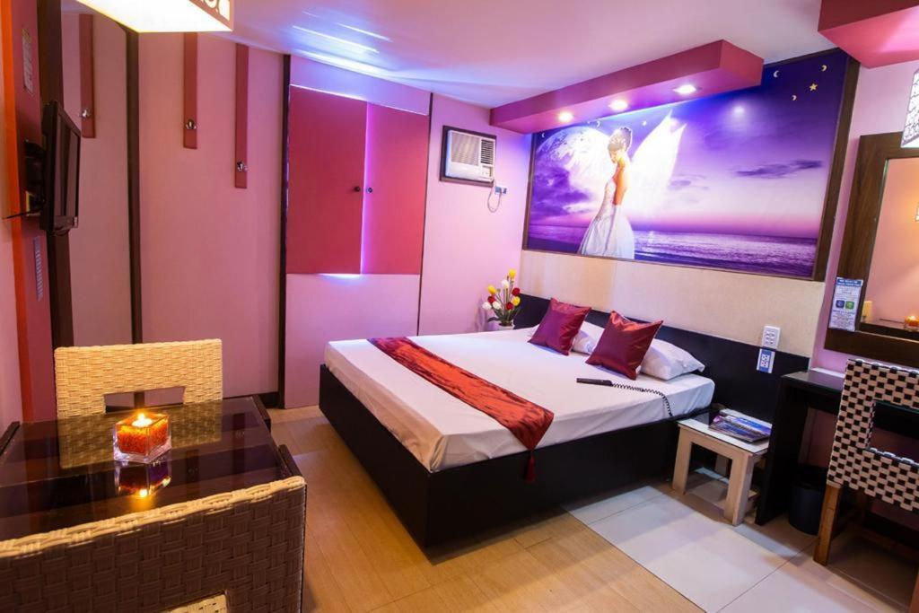 Hotel Dreamworld Las Piñas Extérieur photo