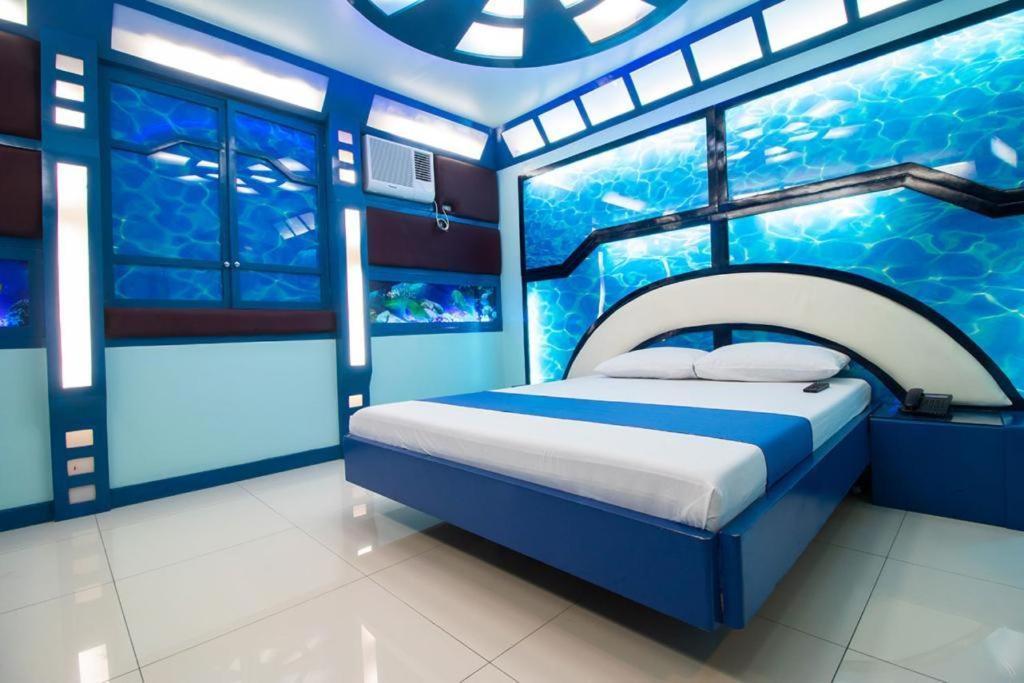 Hotel Dreamworld Las Piñas Extérieur photo